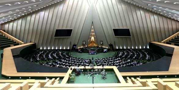 نمایندگان مجلس شورای اسلامی با حذف بندی از لایحه بودجه با شفاف شدن حقوق وکلای ملت مخالفت کردند